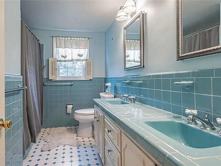 285 Bridle Path Rd — Photo 33