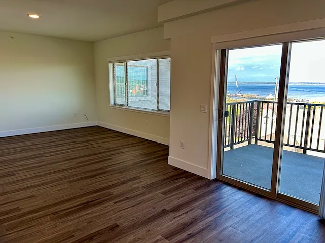 2 bed, 1100 sqft, $2,495 — Photo 3