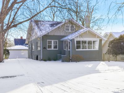 312 E Lincoln Ave, Wheaton, IL, 60187