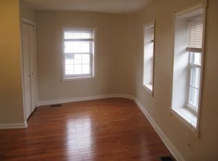 420 Poplar St, Philadelphia, PA 19123