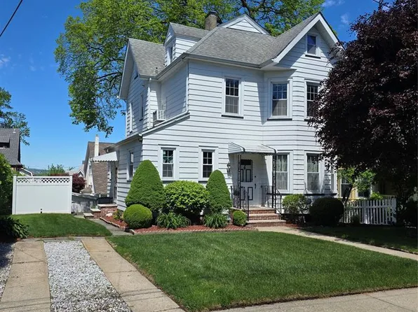 43 Terrace Pl, Kearny, NJ 07032