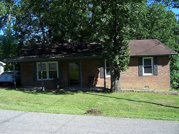 3rd image of 657 Joyce Ave