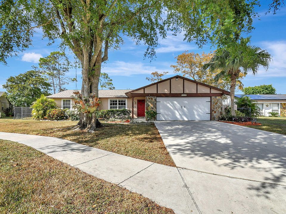 1st image of 113 Cambridge Lane