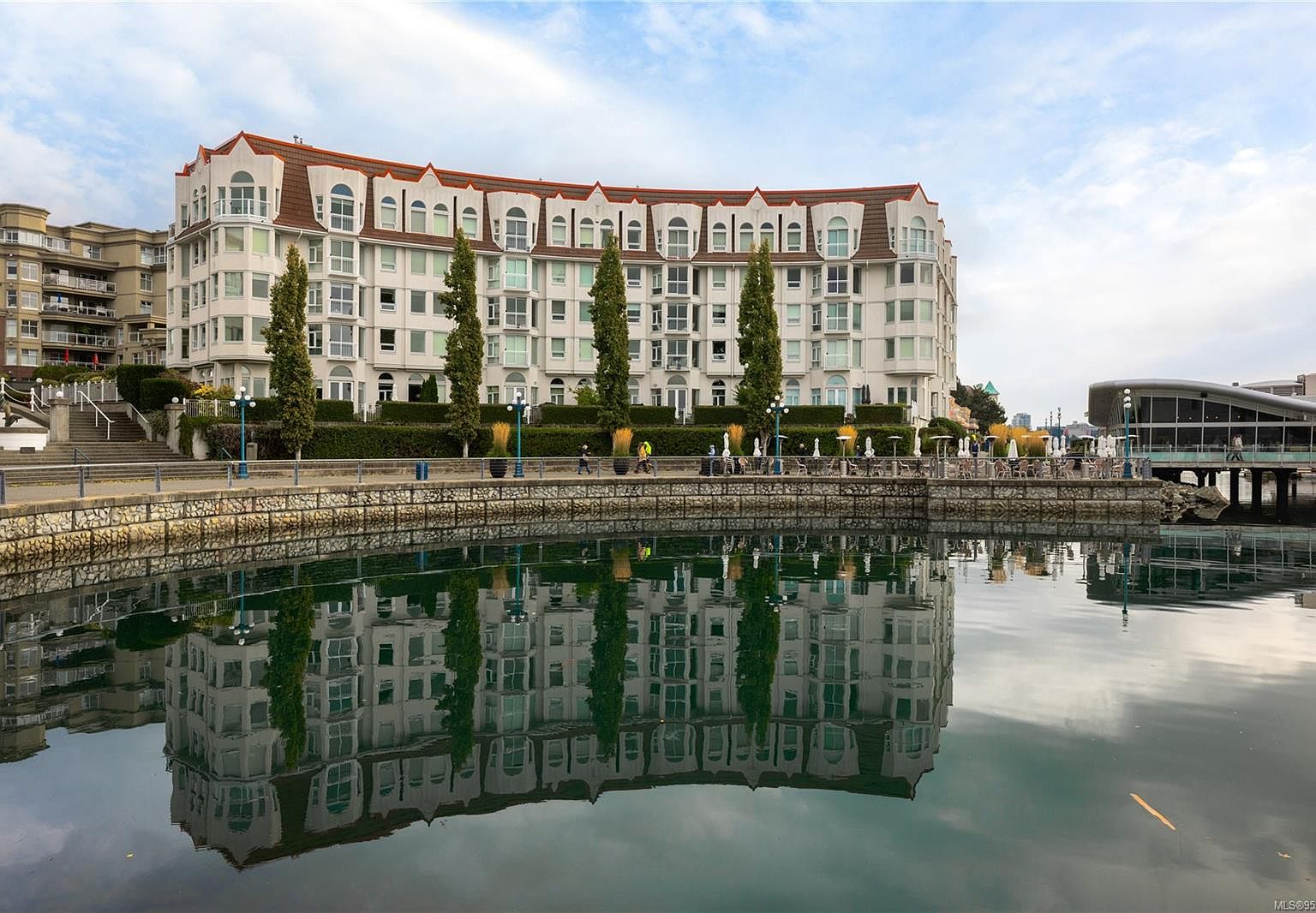 10 Paul Kane Pl 317, Victoria, BC V9A 7J8 MLS 952541 Zillow