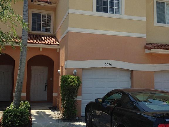 2nd image of 5096 SE Mariner Garden Cir