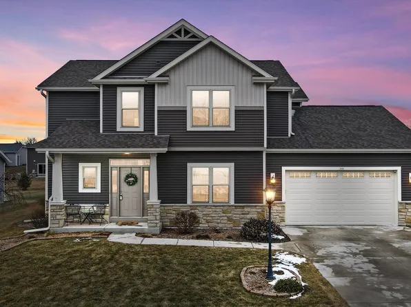 268 Silver Lake TRAIL, Oconomowoc, WI 53066