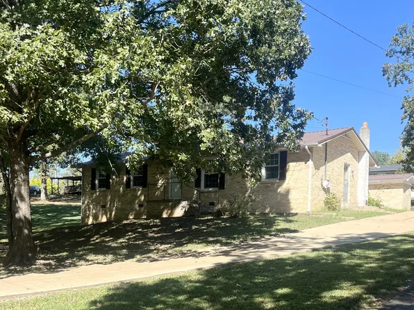 105 Eze Ave, Waverly, TN 37185