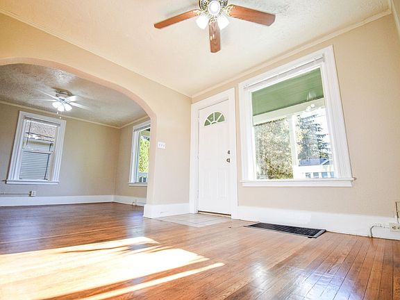 2nd image of 5272 NE 8th Ave