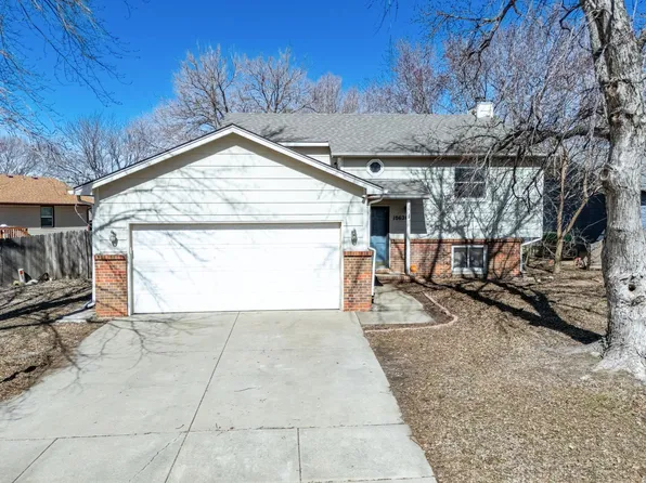 10626 E Countryside St, Wichita, KS 67207