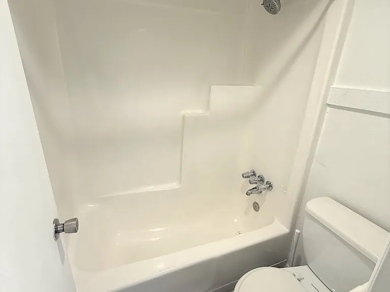 2515 N Alafaya Trl — Photo 8