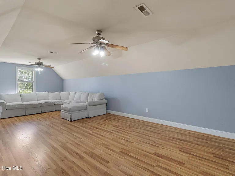 103 Arabian Cir — Photo 42