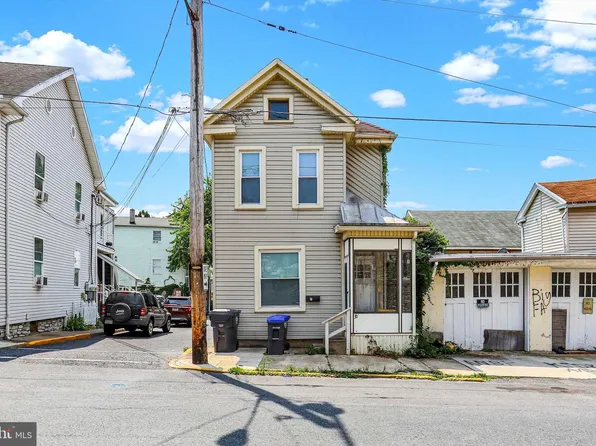 36 N 4th St, Steelton, PA 17113