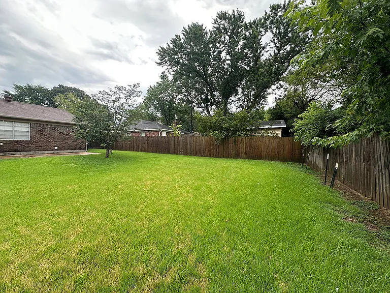 895 Barbara Lynn Dr — Photo 19