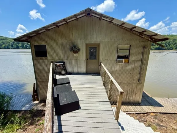 305 Nancy Ln, Adger, AL 35006