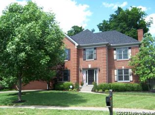 8615 Autumn Ridge Ct, Lyndon, KY 40242