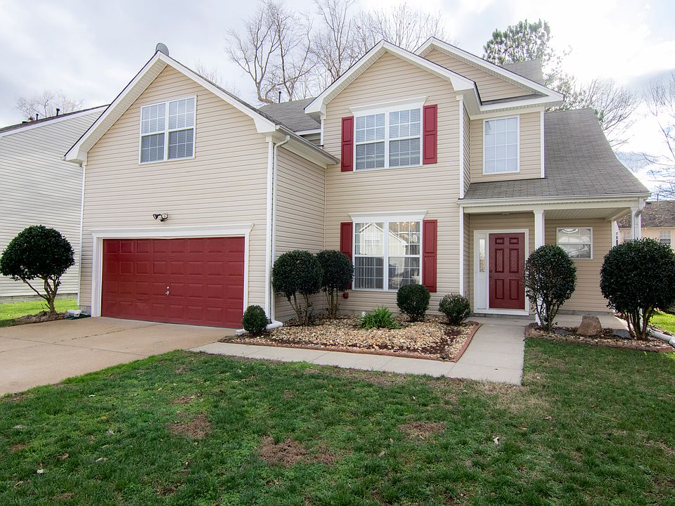 1st image of 947 Holbrook Dr