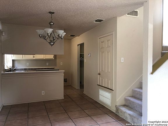 4th image of 4163 Sunrise Glade Dr