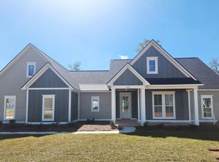 194 Thistledown Dr, Leesburg, GA 31763