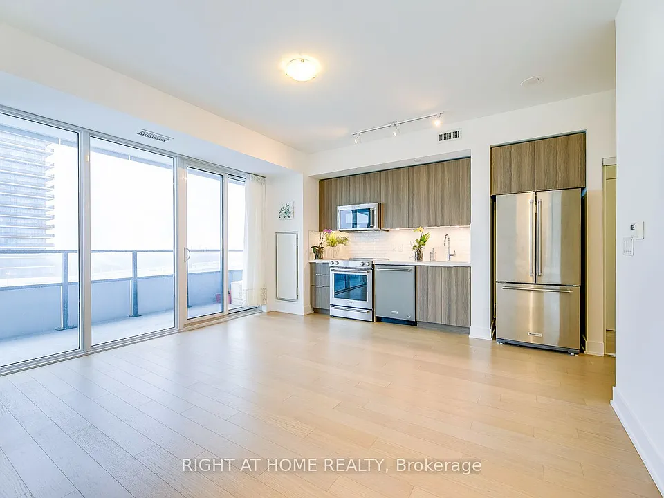 30 Shore Breeze Dr #4611