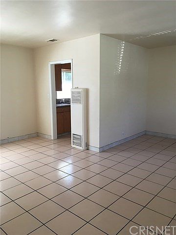 1st image of 6914 Hinds Ave