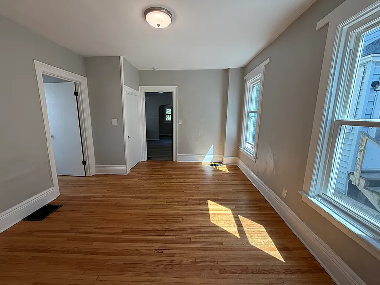 71 Sawyer Ave — Photo 23