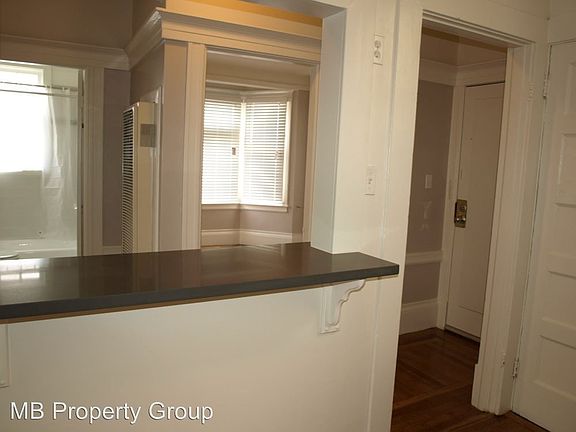 4th image of 1706 Grove St APT 1