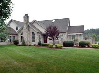3255 Lake Ridge Dr, Murrysville, PA 15668