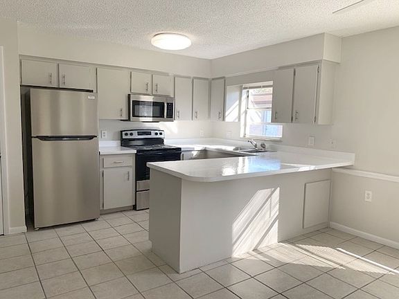 3rd image of 5214 Cornell St #5214