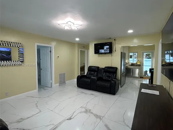 5157 NE 5th Ave, Fort Lauderdale, FL 33334