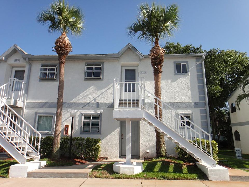 1st image of 125 Ocean Park Ln