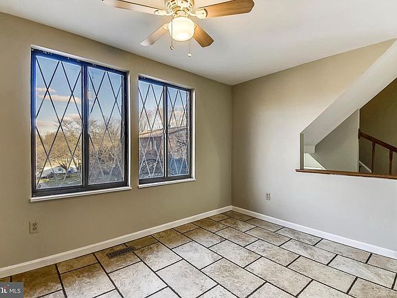 4th image of 11636 Bedford Ct