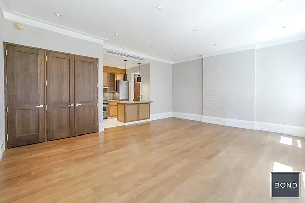 Rented by Bond New York | media 20
