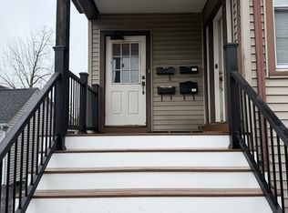 119 Airlie St #2, Worcester, MA 01606