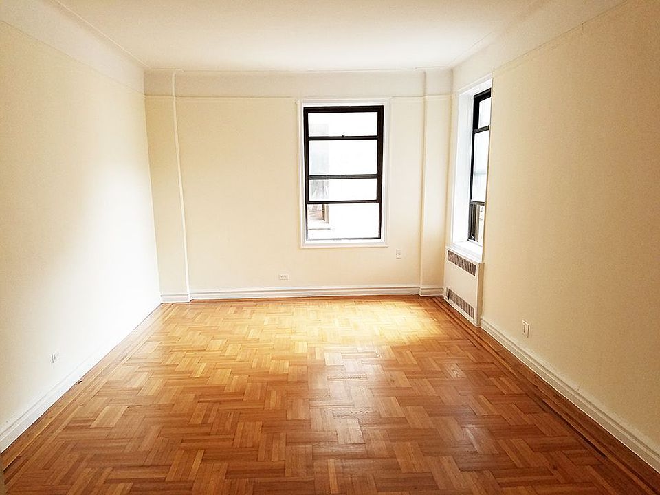 1st image of 745 Lincoln Pl APT 3D