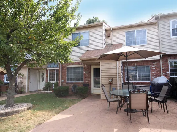 7 E Revere Ln APT D, Staten Island, NY 10306