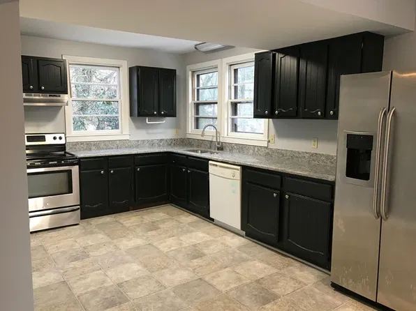 125 Purefoy Rd, Chapel Hill, NC 27514