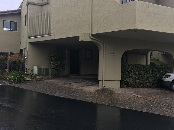 2nd image of 810 W 2nd St