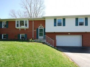 17705 Prince Edward Dr, Olney, MD