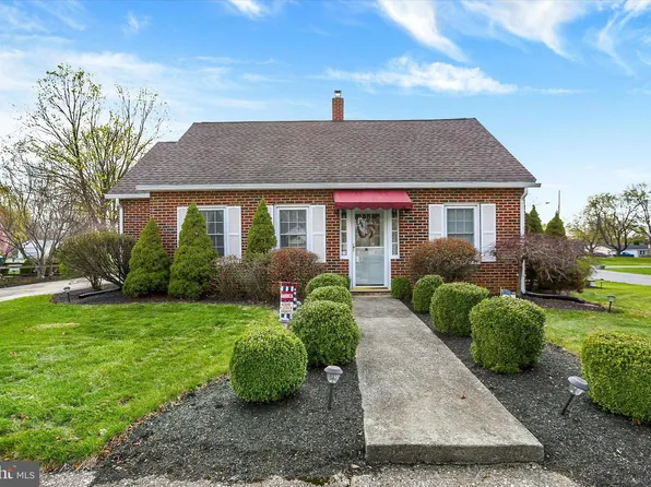 607 Woodland Ave, Mount Holly Springs, PA 17065