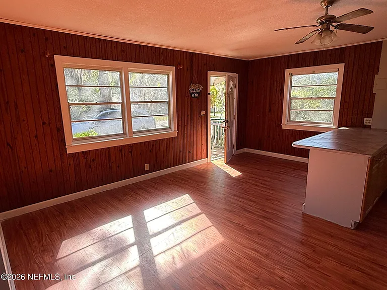 1610 Cleveland Ave — Photo 2