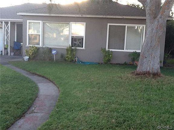 3rd image of 8182 Reseda Ave