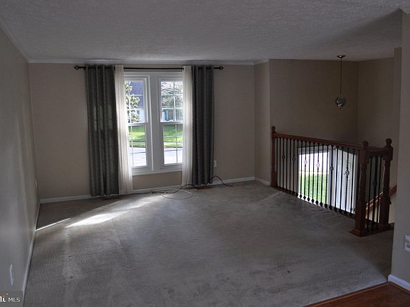 4th image of 1662 Canonade Ct