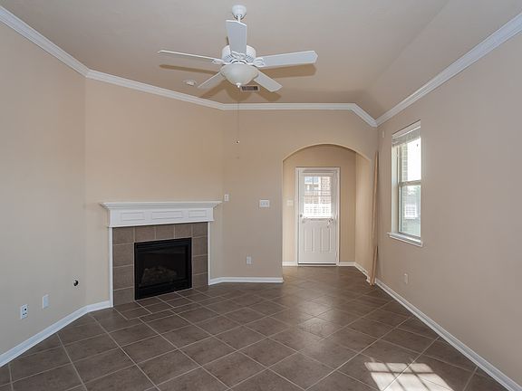 3rd image of 6102 Carver Pines Dr