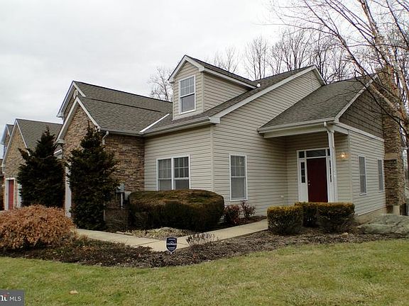 2nd image of 539 Penny Ln #C71