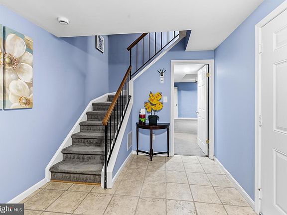 3rd image of 937 Wild Forest Dr
