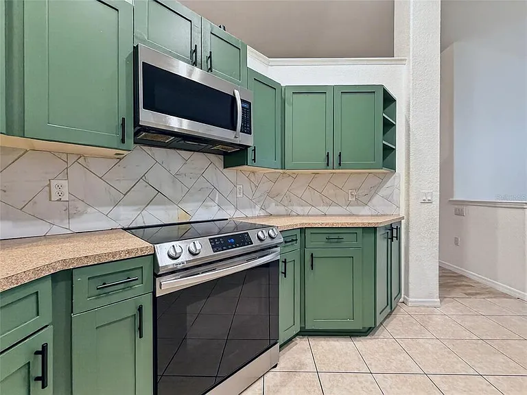 13405 SW 86th Ave — Photo 7