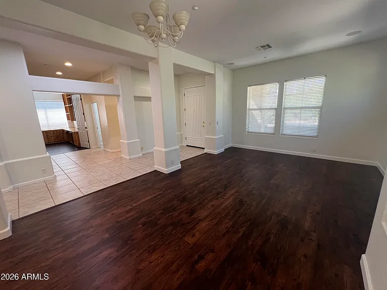 9506 E Mohawk Ln — Photo 6