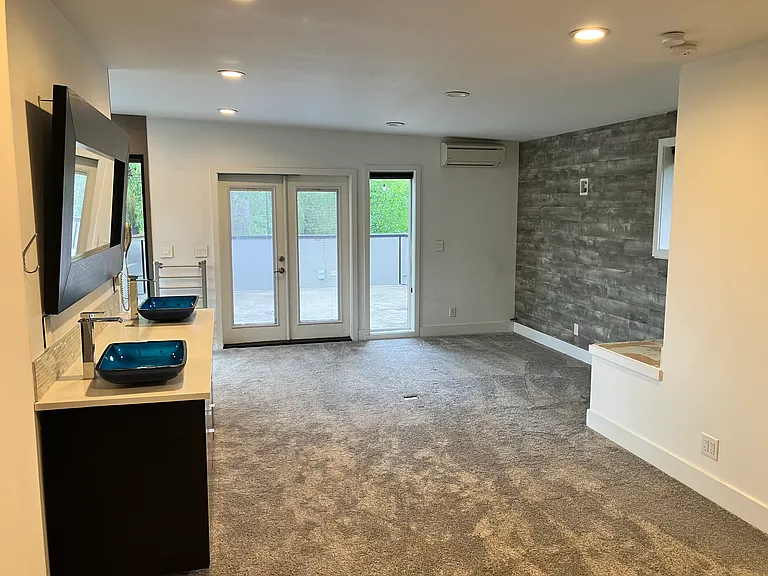 Master (primary) Suite looking North