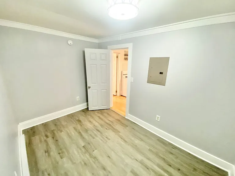 32 Rose St #1 — Photo 11