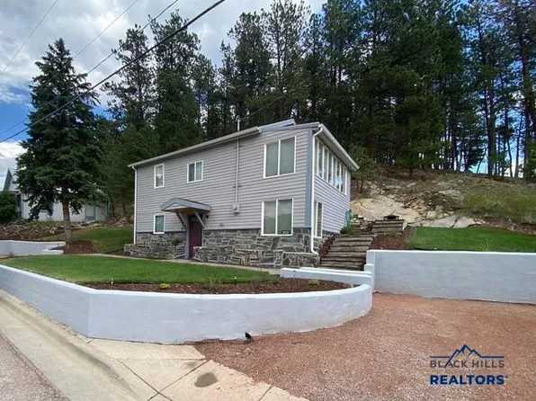 352 Pine Mountain Ave, Hill City, SD 57745